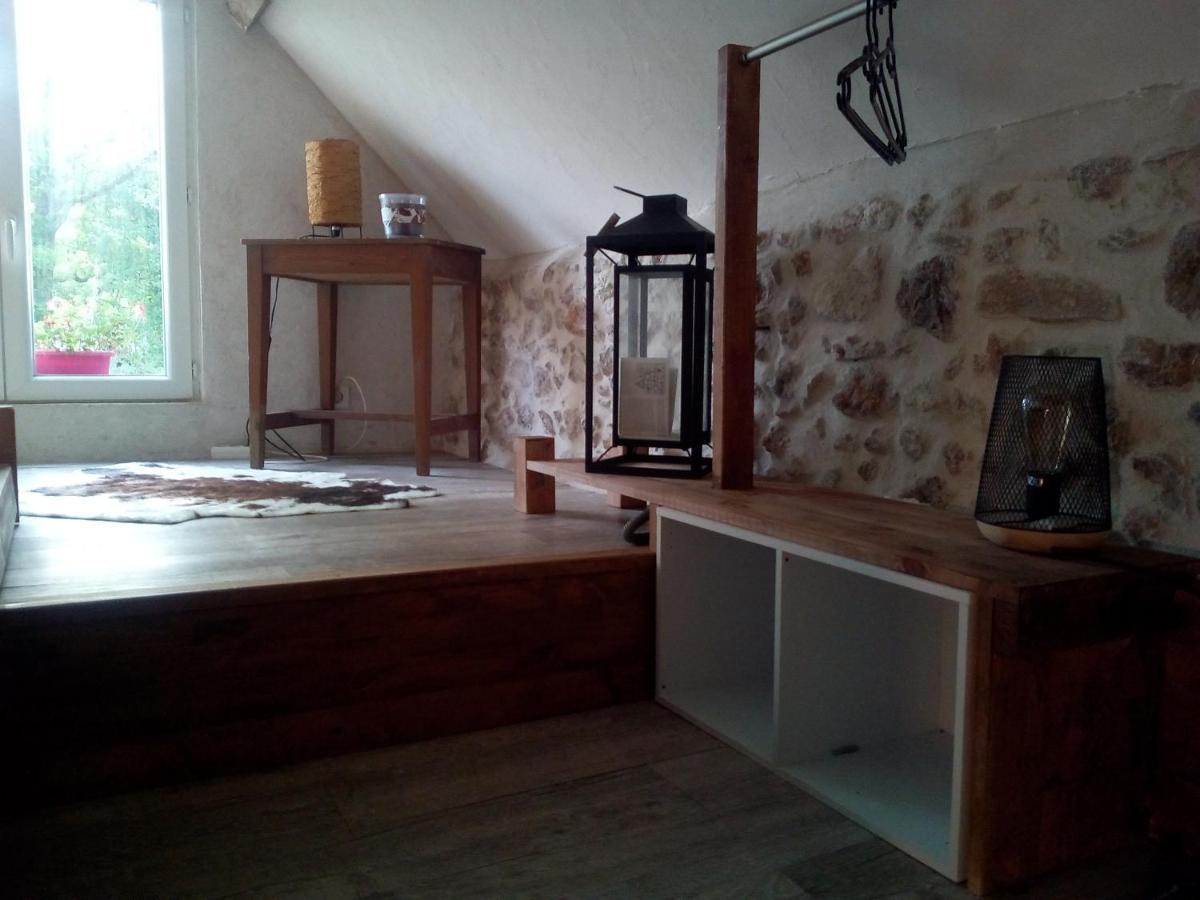 Les Chambres Du Vau Profond Vernoil Экстерьер фото