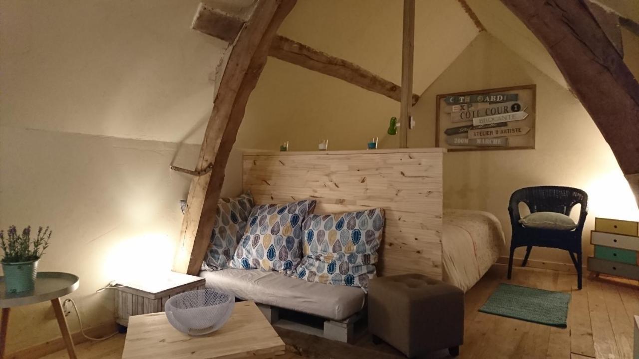 Les Chambres Du Vau Profond Vernoil Экстерьер фото
