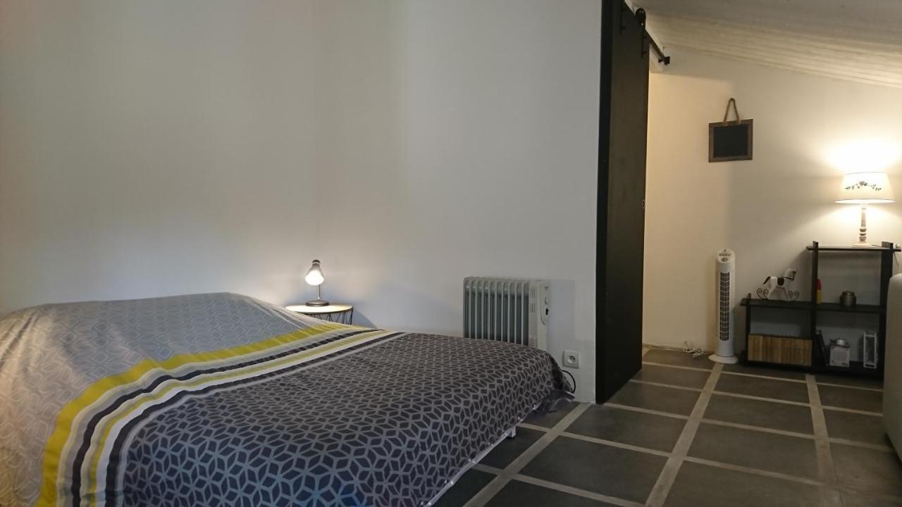 Les Chambres Du Vau Profond Vernoil Экстерьер фото